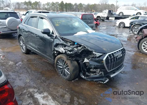 2021 Audi Q3 Premium 40 Tfsi Quattro Tiptronic z USA, uszkodzony, nr VIN WA1AUCF38M1120232
